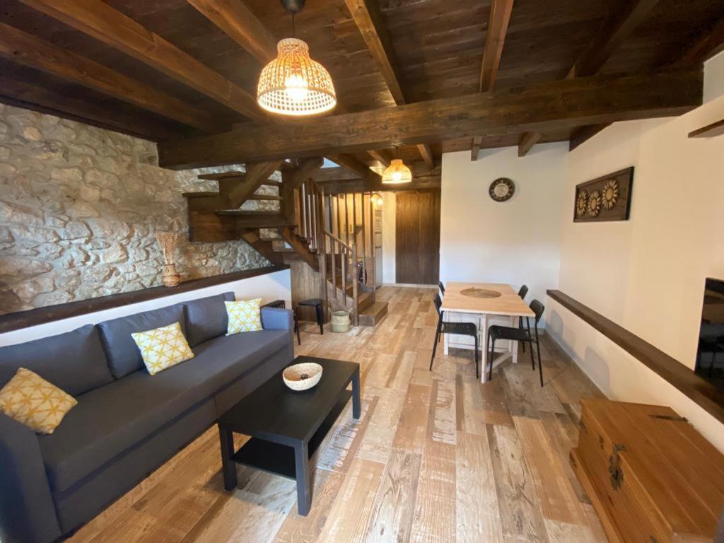 Apartamentos Rurales Playas De Niembro ยาเนส ภายนอก รูปภาพ